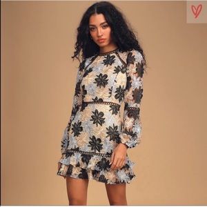 Lulu’s Crochet Lace Ruffled Dress | Size Medium